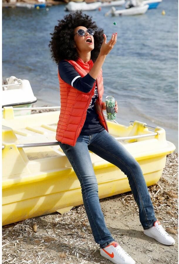 KangaROOS Shirt met lange mouwen Lange mouwen zeer figuurvolgend bedrukt en met borduring - Foto 14