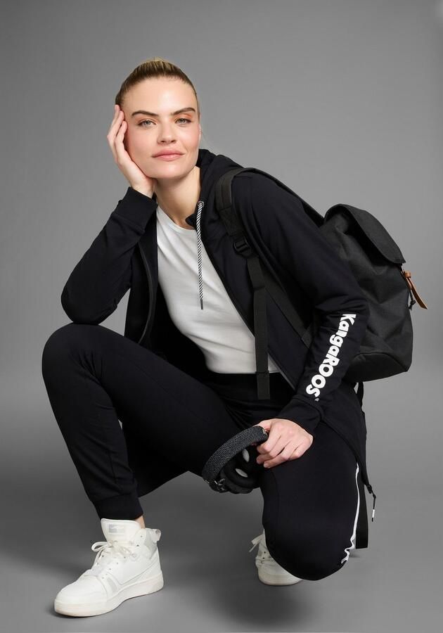 KangaROOS Shirt met lange mouwen met opgerolde mouwen zeer figuurvolgend van ribstof - Foto 9