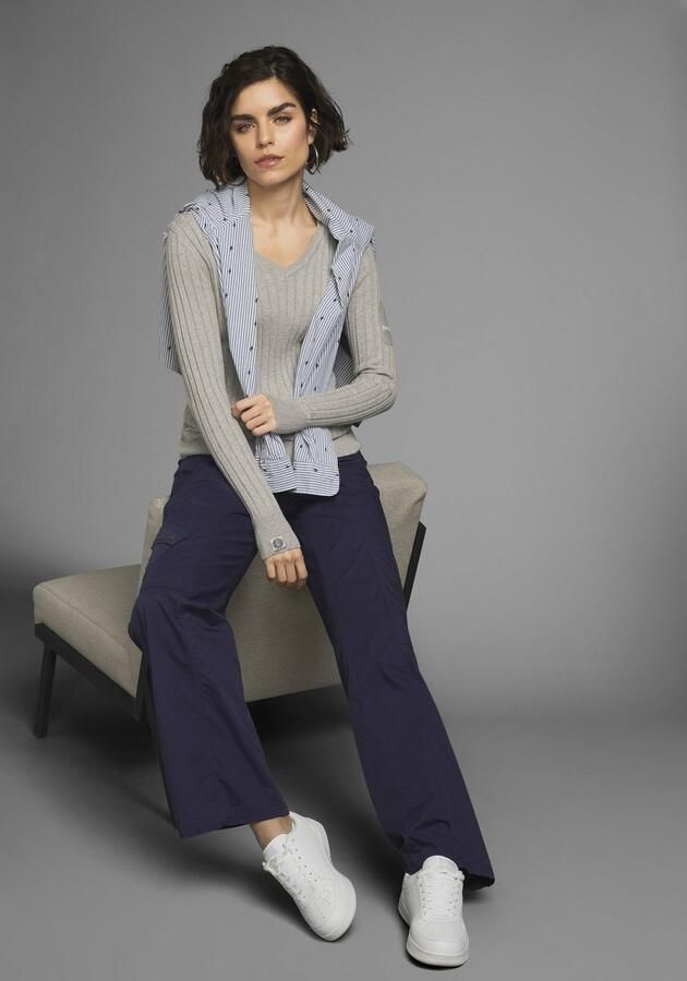 KangaROOS Trui met V-hals in breed geribd fijntricot - Foto 12