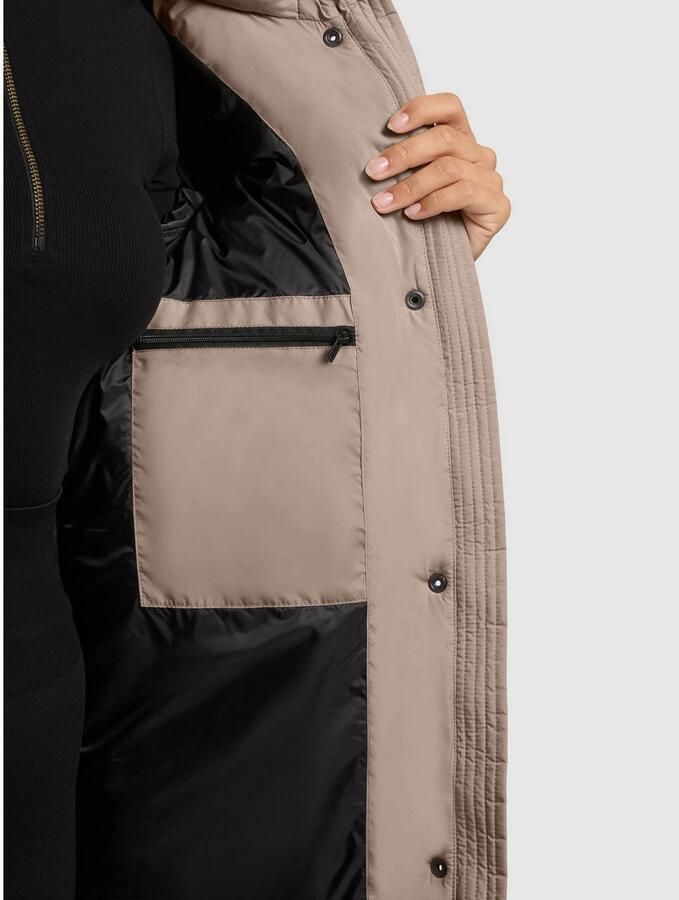 Khujo Gewatteerde lange jas met labelpatch model 'Caius'