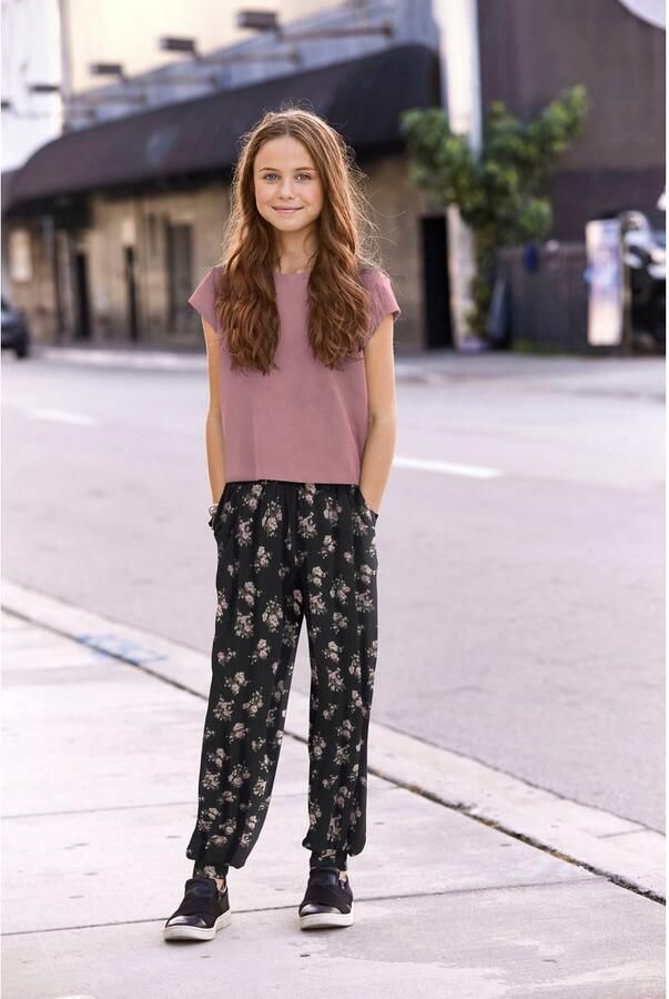 KIDSWORLD Harembroek Viskosebroek met bloemen-allover - Foto 1