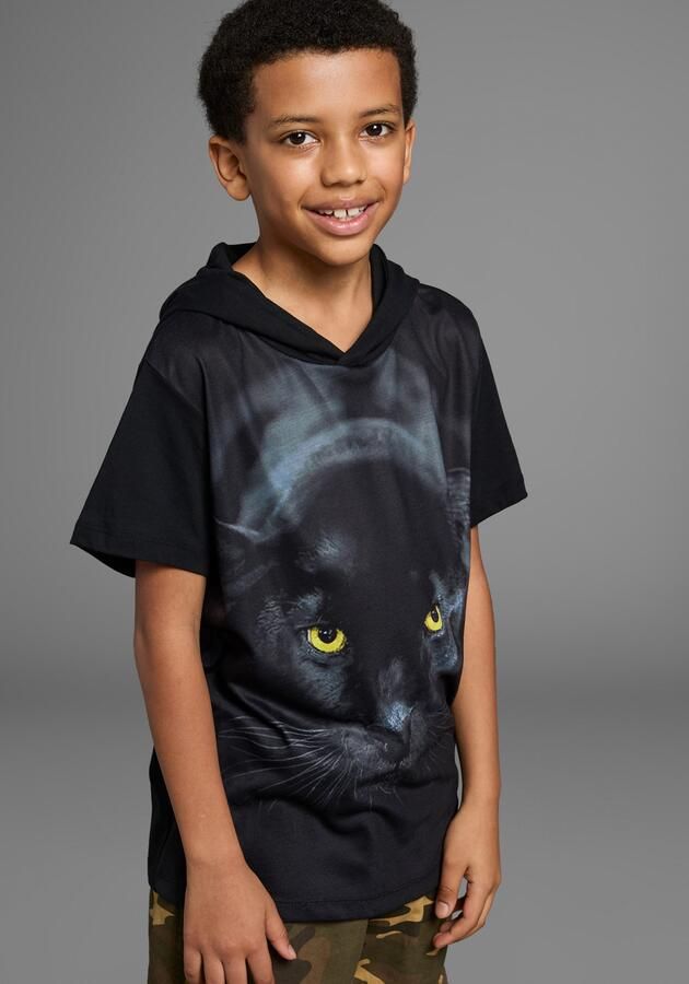 KIDSWORLD T-shirt Capuchon T-shirt met fotoprint: PANTHER Korte mouwen modieuze pasvorm met stijlvolle print - Foto 6