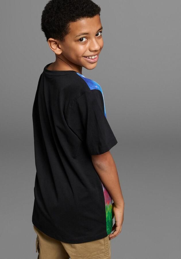 KIDSWORLD T-shirt Met coole VOETBAL-print Korte mouwen basic pasvorm met trendy print ronde hals - Foto 3