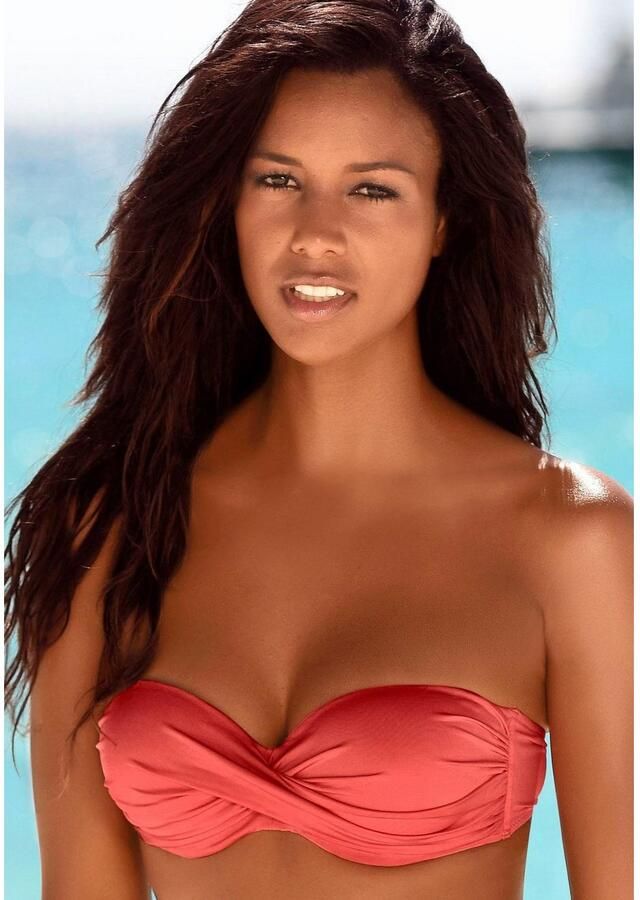 Lascana Beugelbikini in bandeaumodel met bandjes die op verschillende manieren te dragen zijn - Foto 6