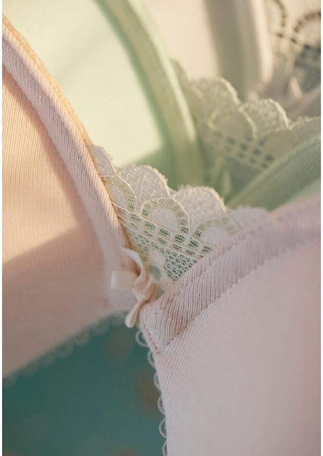 Lascana Bh met steuncups gemaakt van biologisch katoen