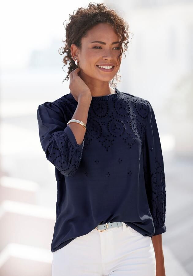 Lascana Blouse zonder sluiting met gaatjesborduurwerk en subtiele ruches 3 4-mouwen damesblouse - Foto 4