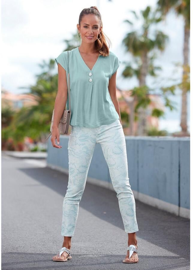 Lascana Blouse zonder sluiting met modieuze knopen luchtige korte mouwen blouse zomers - Foto 2