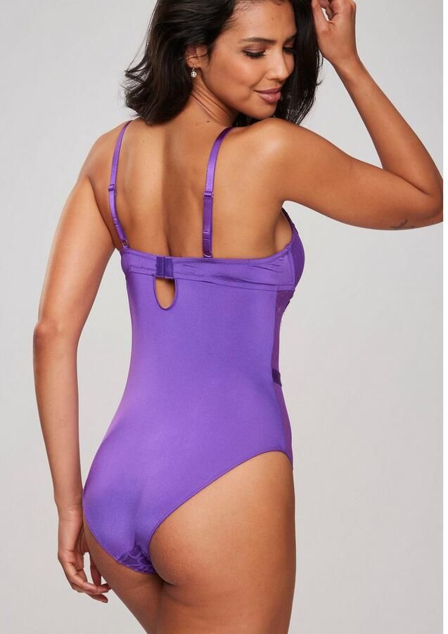 Lascana Body Cara gemaakt van filigraan kant en zachte mesh deels gemaakt van een gerecyclede stof