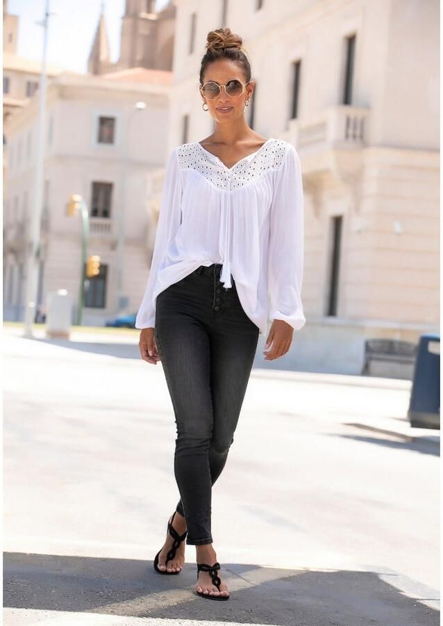 Lascana Crêpe-blouse met geborduurde oogjes damesblouse losse pasvorm - Foto 6