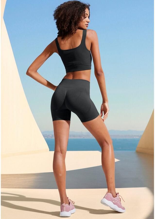 Lascana Functionele short Po Push Up met ribstructuur en shaping-effect sportshorts - Foto 2