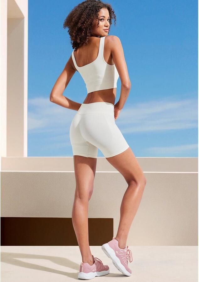 Lascana Functionele short Po Push Up met ribstructuur en shaping-effect sportshorts - Foto 7