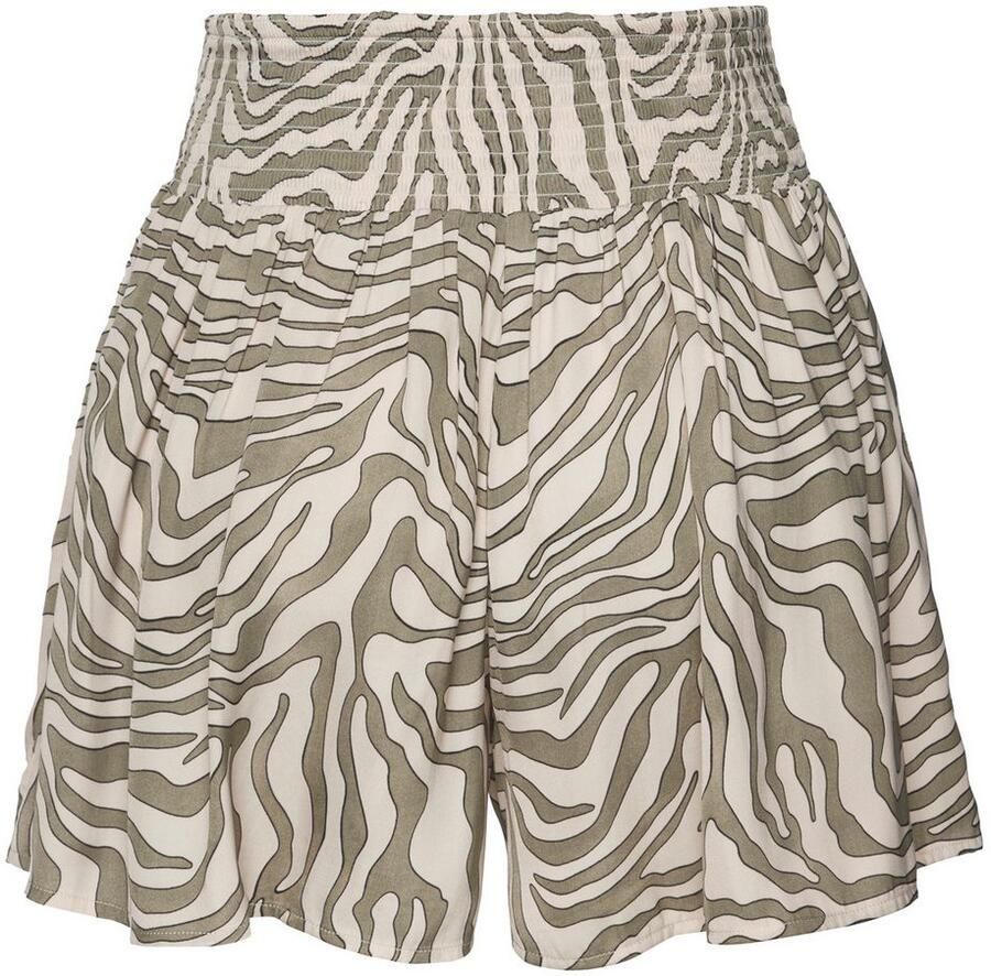Lascana Geweven short met animalprint van zachte satijnkwaliteit elegante korte broek