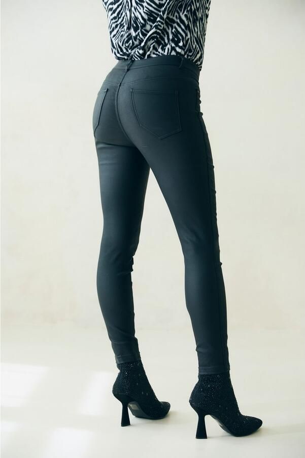 Lascana Imitatieleren broek in smalle pasvorm figuuraccentuerende jeggings met stretchpercentage