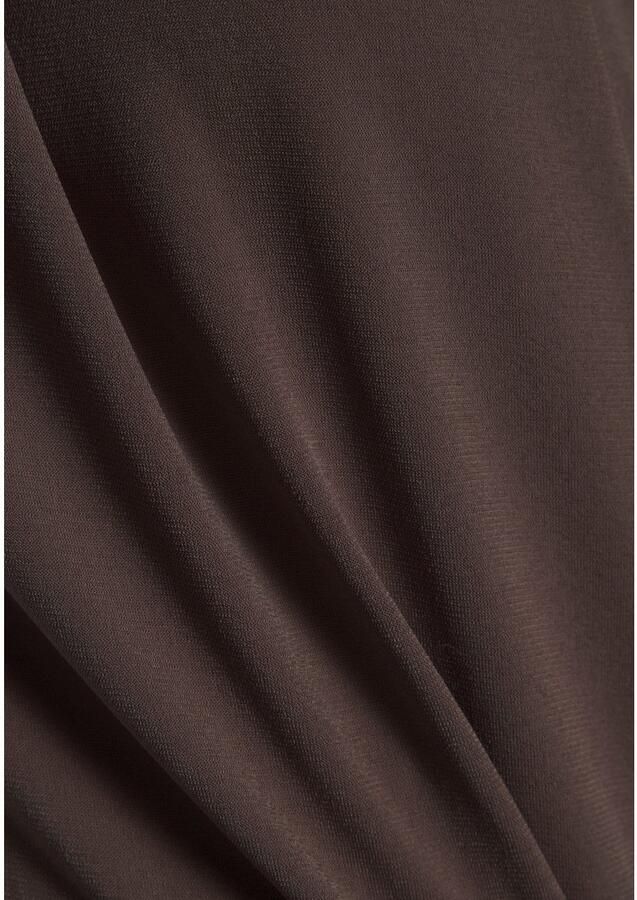 Lascana Jumpsuit van kreukvrije stof elegante jumpsuit in wikkeloptiek strijkvrij (Met een bindceintuur)