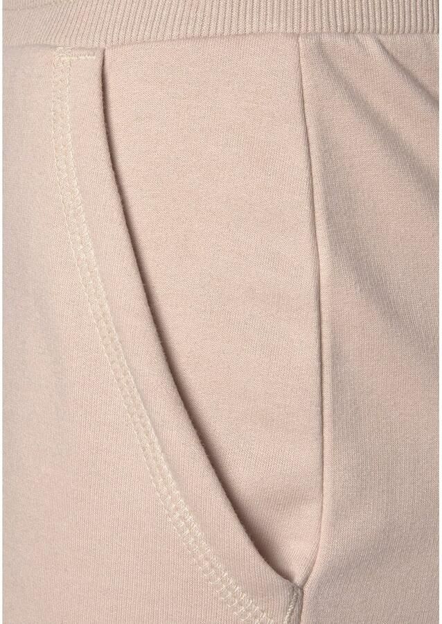 Lascana Loungebroek met modieuze omslagzoom loungepak