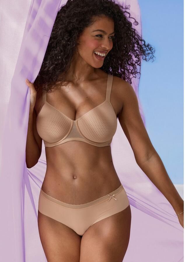 Lascana Hipster SEAMLESS met naadloze afwerking en fijne kantenband