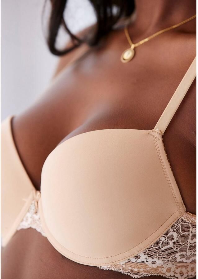 Lascana Push-up-bh met beugel en kanten achterkant dessous