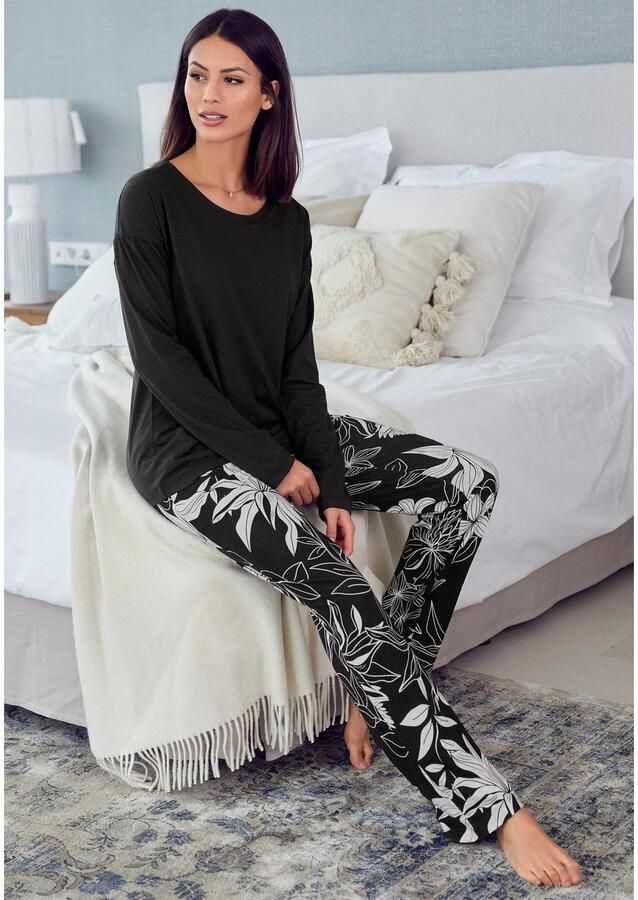 Lascana Pyjamabroek met bloemenprint