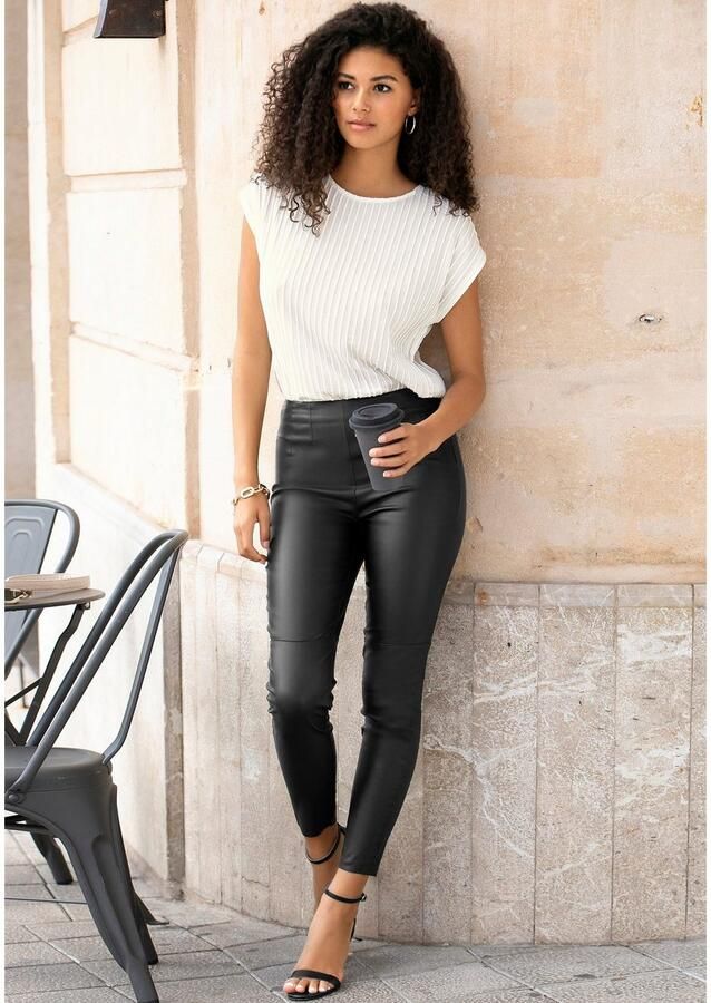 Lascana Shirt met korte mouwen met biesstructuur kreukvrij t-shirt van moderne structuurstof - Foto 2