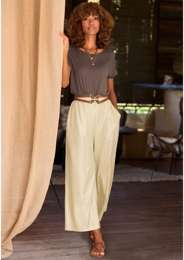 Lascana Shirt met korte mouwen met ronde halslijn jersey stof mouwomslag basic - Foto 3