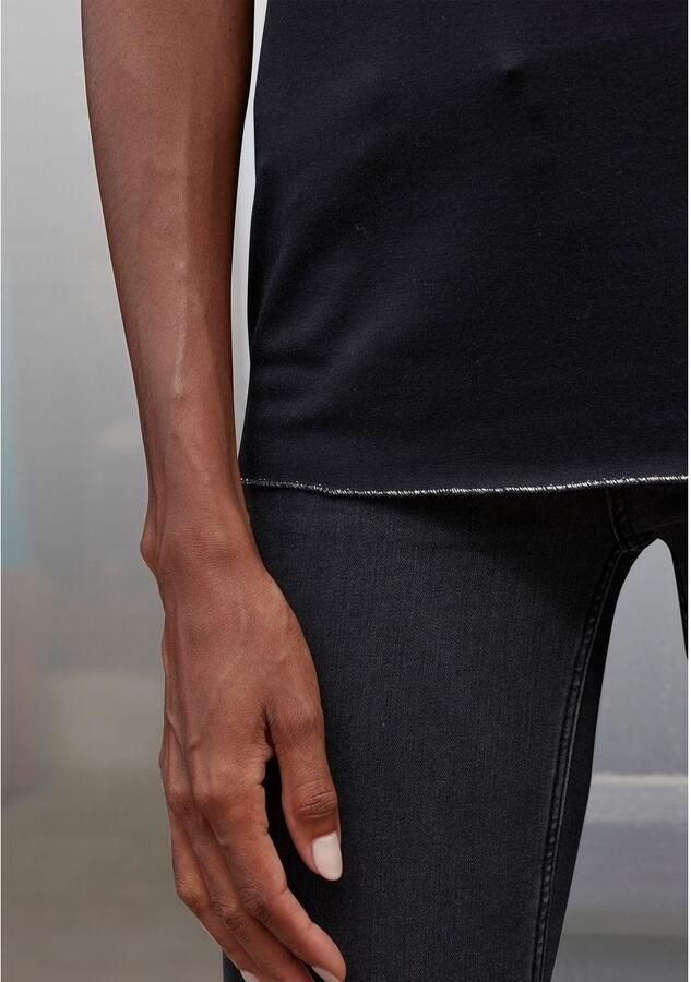 Lascana Shirt met ronde hals Met elegante glinsterafwerkingen in een gemakkelijk te onderhouden kwaliteit (1-delig) - Foto 4