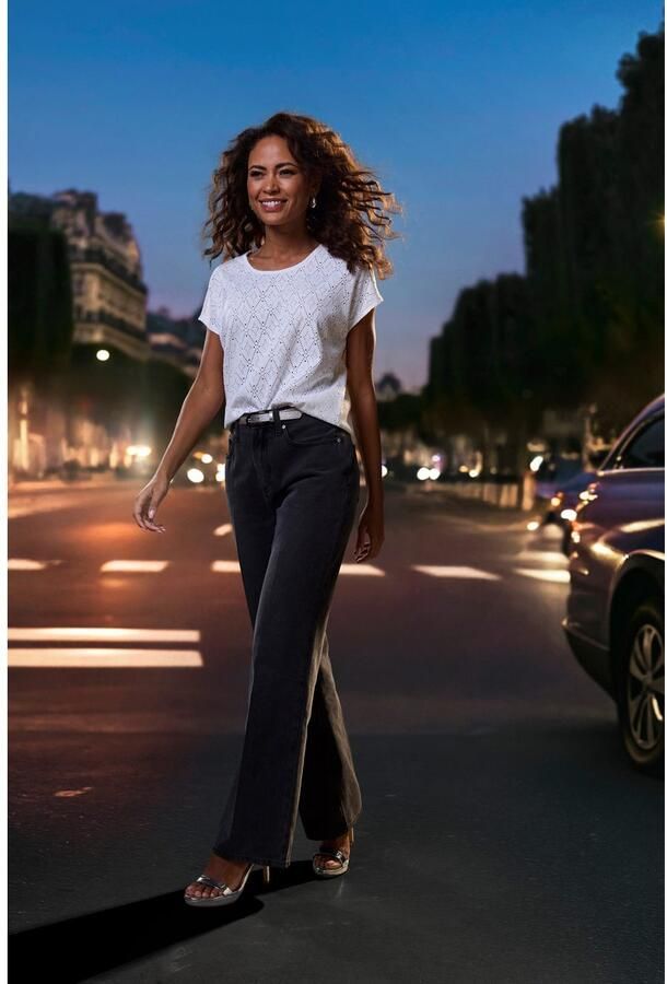 Lascana Shirt met ronde hals Met fonkelende pailletten van hoogwaardige ajour kwaliteit - Foto 3