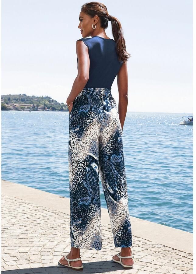 Lascana Shirttop met subtiele rimpelingen op de schouder elastische damestop