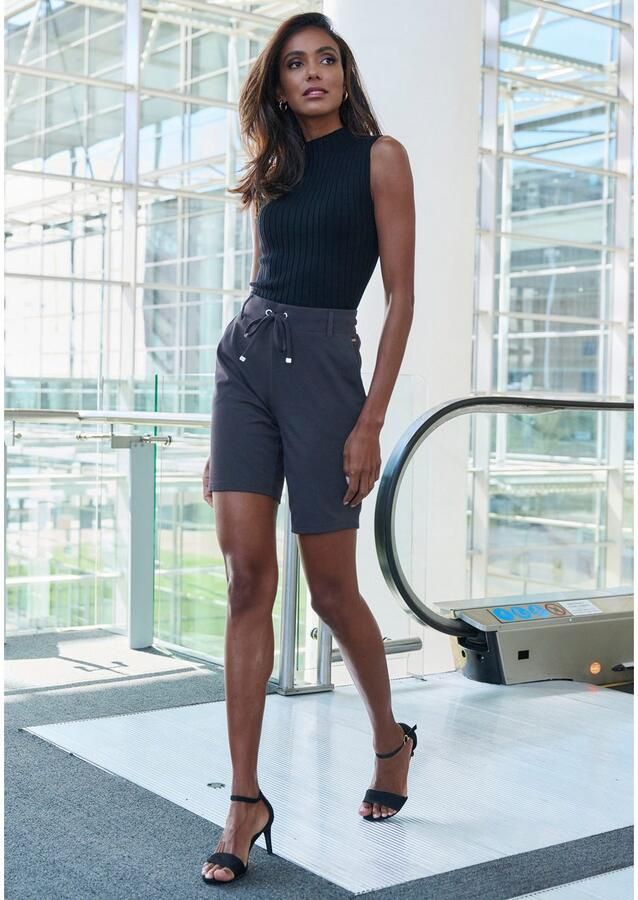 Lascana Short met riemlussen en bindband loungewear - Foto 3