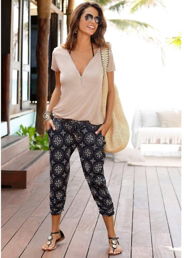 Lascana Strandcapri met all-over print en zakken 3 4 broek capribroek elastisch