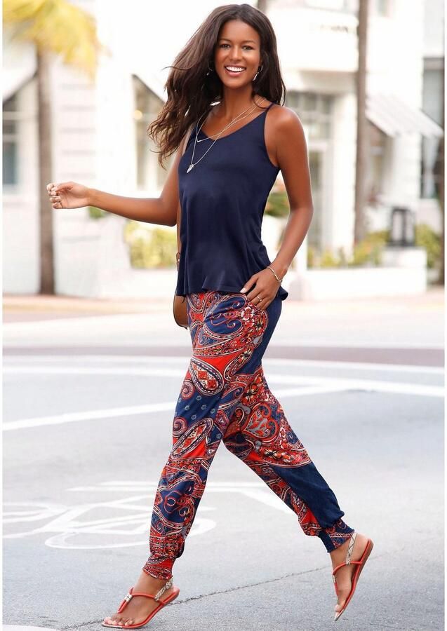 Lascana Strandbroek met paisley print en zakken lichtgewicht jersey broek elastisch - Foto 3