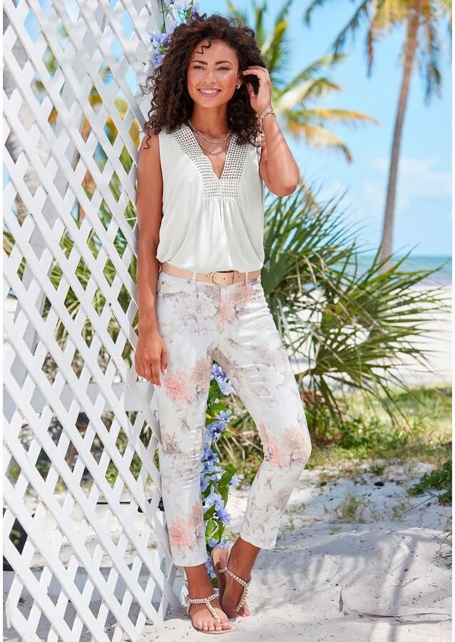 Lascana Strandtop met kantrand aan de halslijn modieuze dames-top