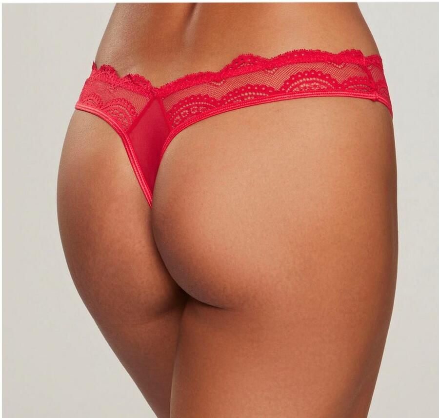 Lascana String Kira met gerecycled polyamide in het kant