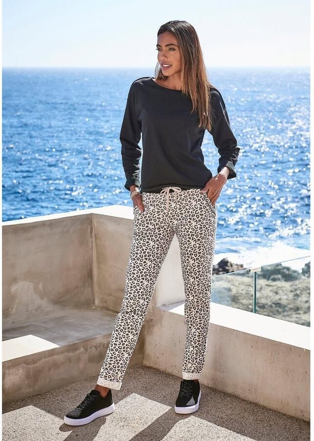 Lascana Sweatshirt Shirt met lange mouwen Langarmshirt in losse pasvorm loungewear