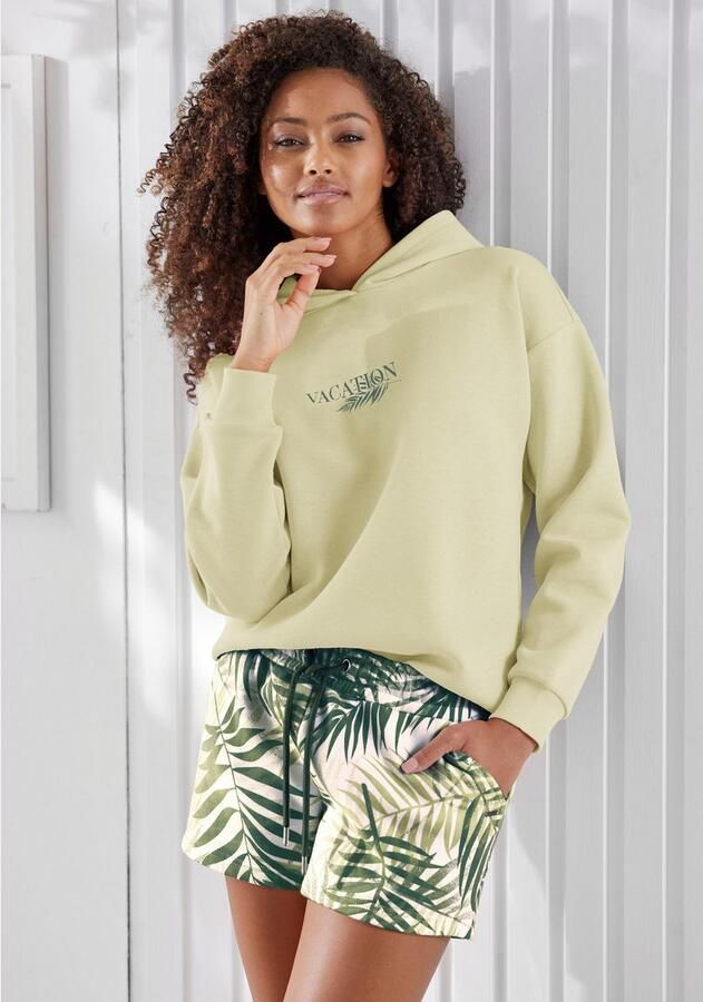 Lascana Sweatshort -lounge shorts Loungebroek met mooie allover-bladerenprint loungewear (1-delig) - Foto 6