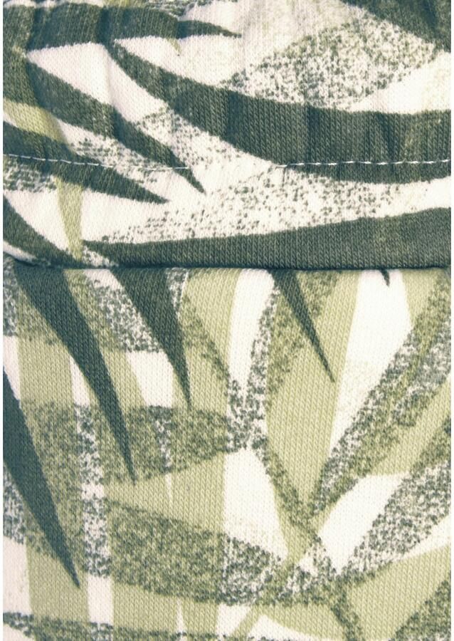 Lascana Sweatshort -lounge shorts Loungebroek met mooie allover-bladerenprint loungewear (1-delig) - Foto 4