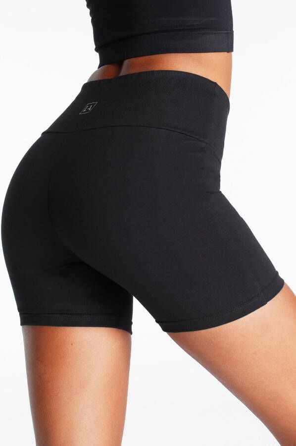 Lascana Short met brede boord en logoprint loungewear
