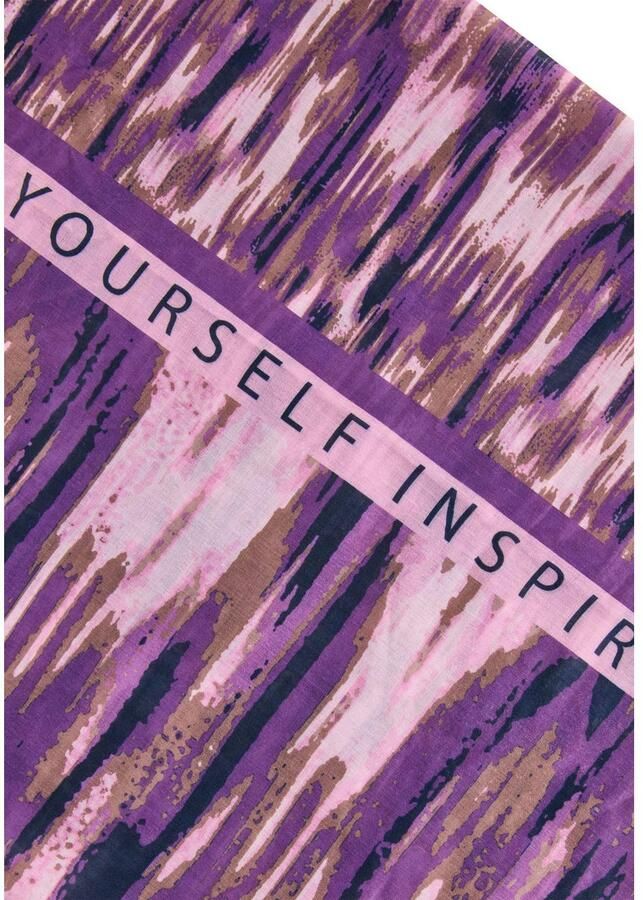 Laura Scott Colsjaal met modieuze print & lettertype-mix nieuw