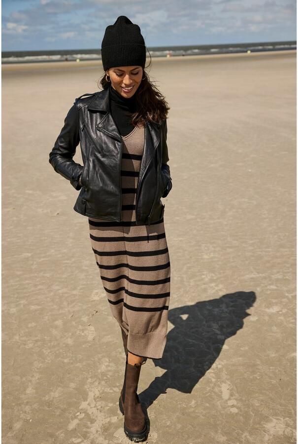 Laura Scott Gebreide jurk in midi-lengte met strepen en v-neck nieuwe collectie - Foto 5