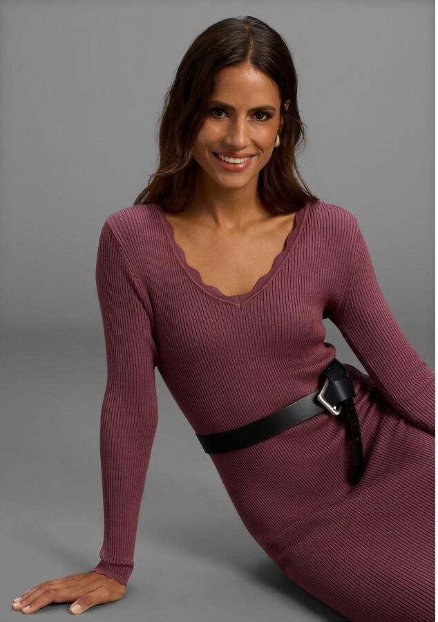 Laura Scott Gebreide jurk in midi-lengte met vrouwelijke golfkanten nieuwe collectie