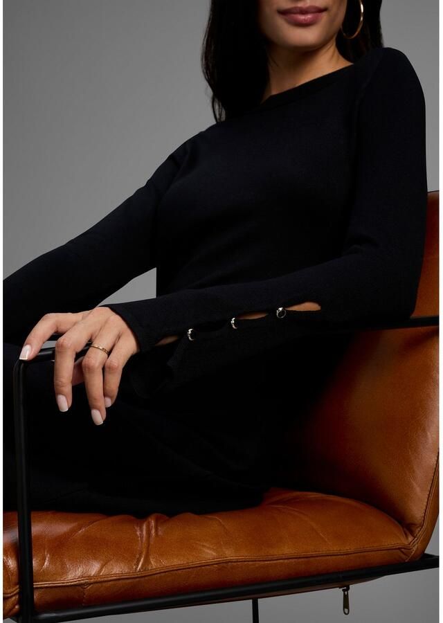 Laura Scott Gebreide jurk in uitlopende mini-vorm met sierknopen nieuwe collectie