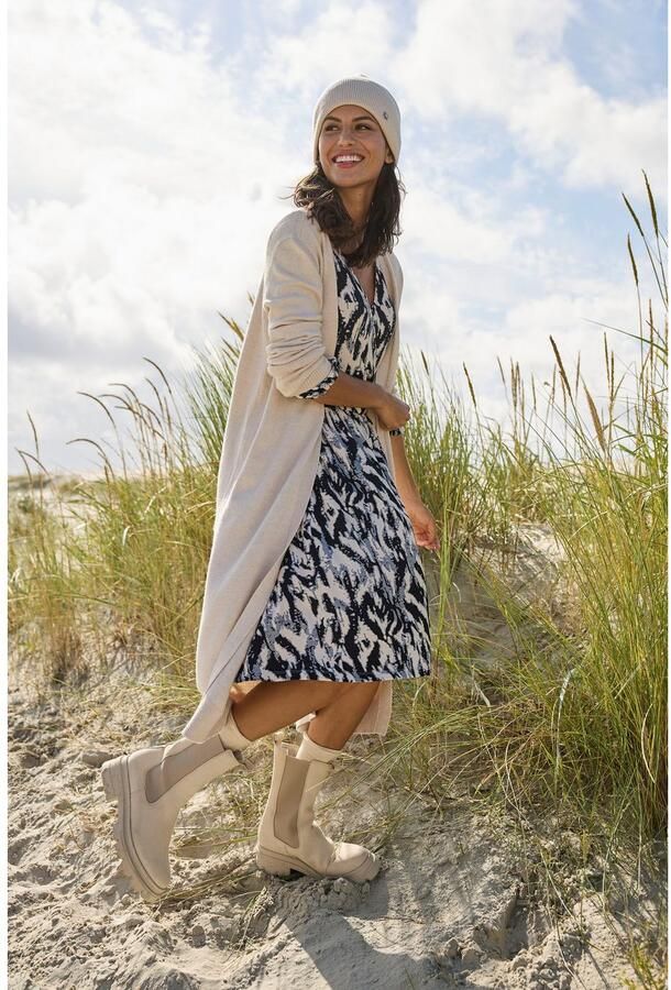 Laura Scott Lang vest in behaaglijk zachte tricotkwaliteit