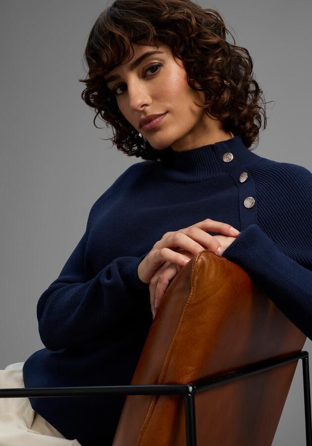 Laura Scott Gebreide trui zacht winterbreisel met knoopdetail en opstaande kraag - Foto 6