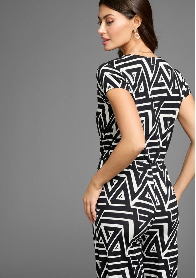 Laura Scott Jumpsuit met v-hals