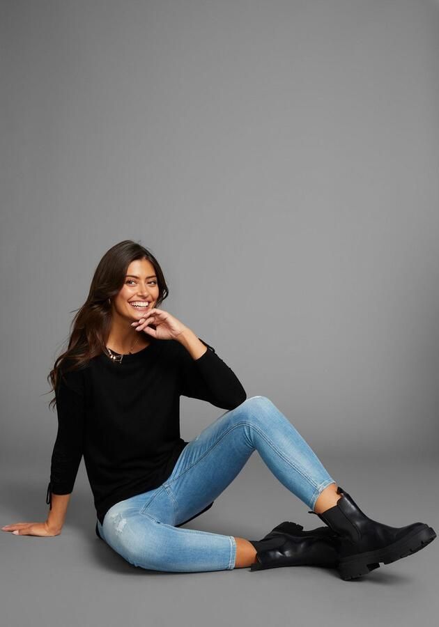 Laura Scott Lange trui met veters aan de mouw en boothals - Foto 6