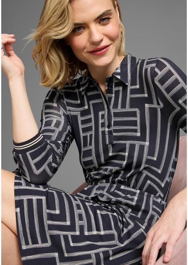 Laura Scott Polojurk met grafische print