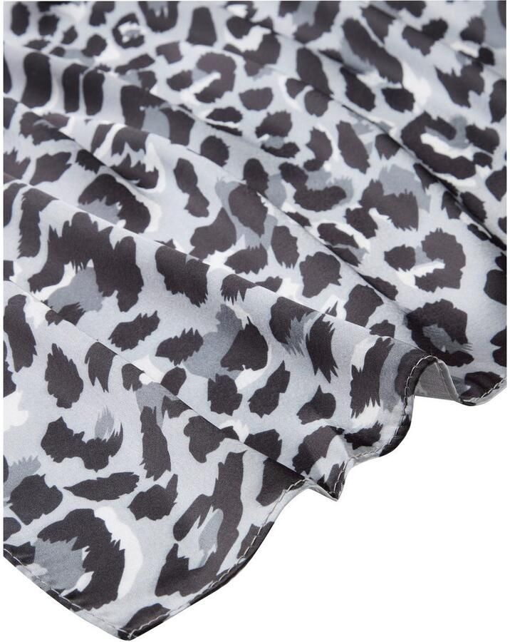 Laura Scott Sjaaltje met trendy allover luipaardpatroon nieuw