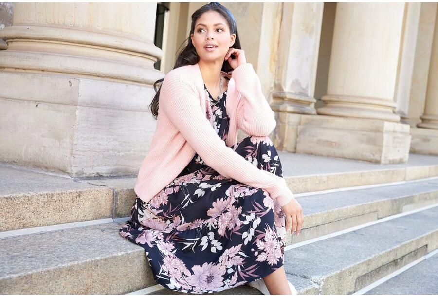 Laura Scott Vest Grofgebreid in modieuze korte vorm - Foto 9