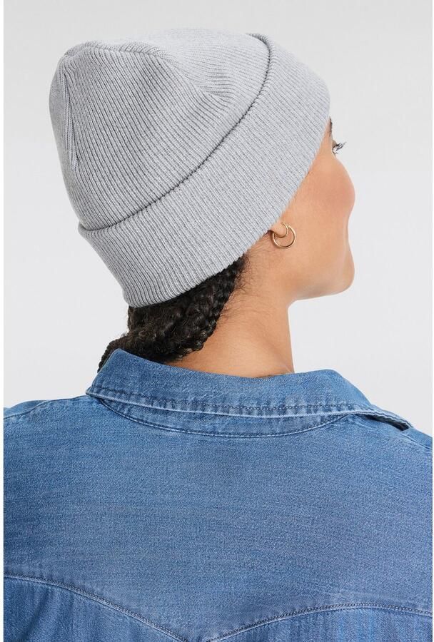 Levi's Beanie met labelpatch model 'BACKPATCH'