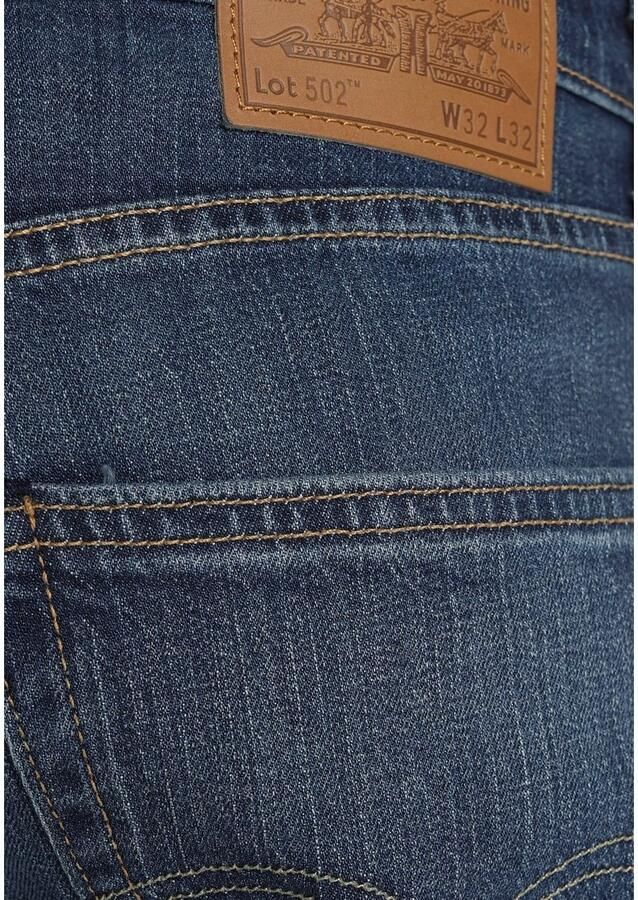 Levi's Tapered jeans 502 TAPER in een elegante moderne stijl