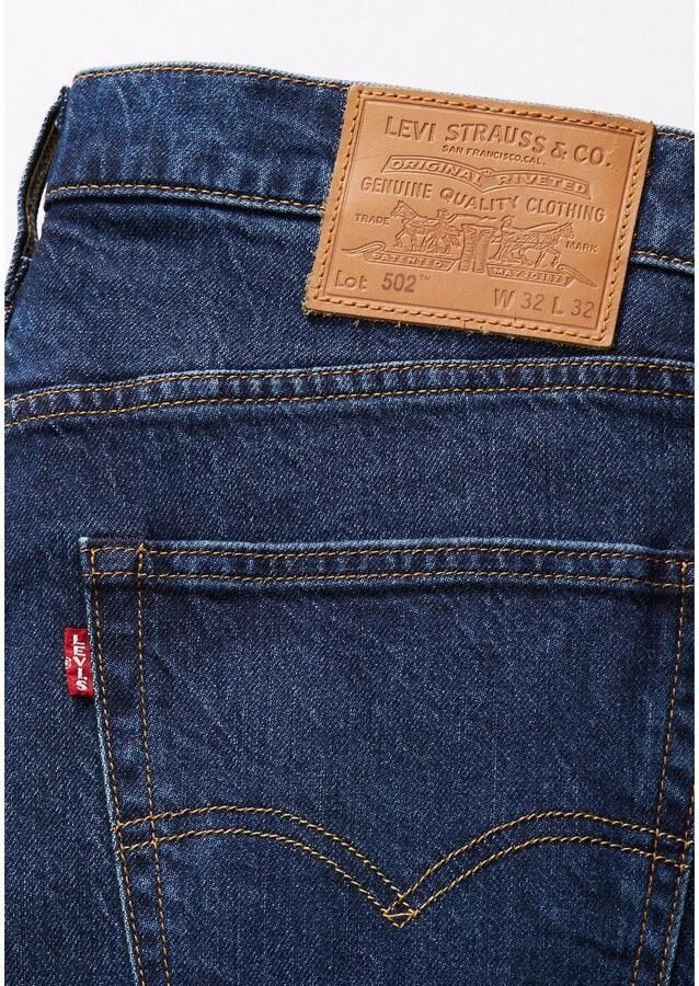 Levi's Tapered jeans 502 TAPER in een elegante moderne stijl